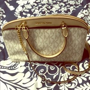 Michael Kors purse
